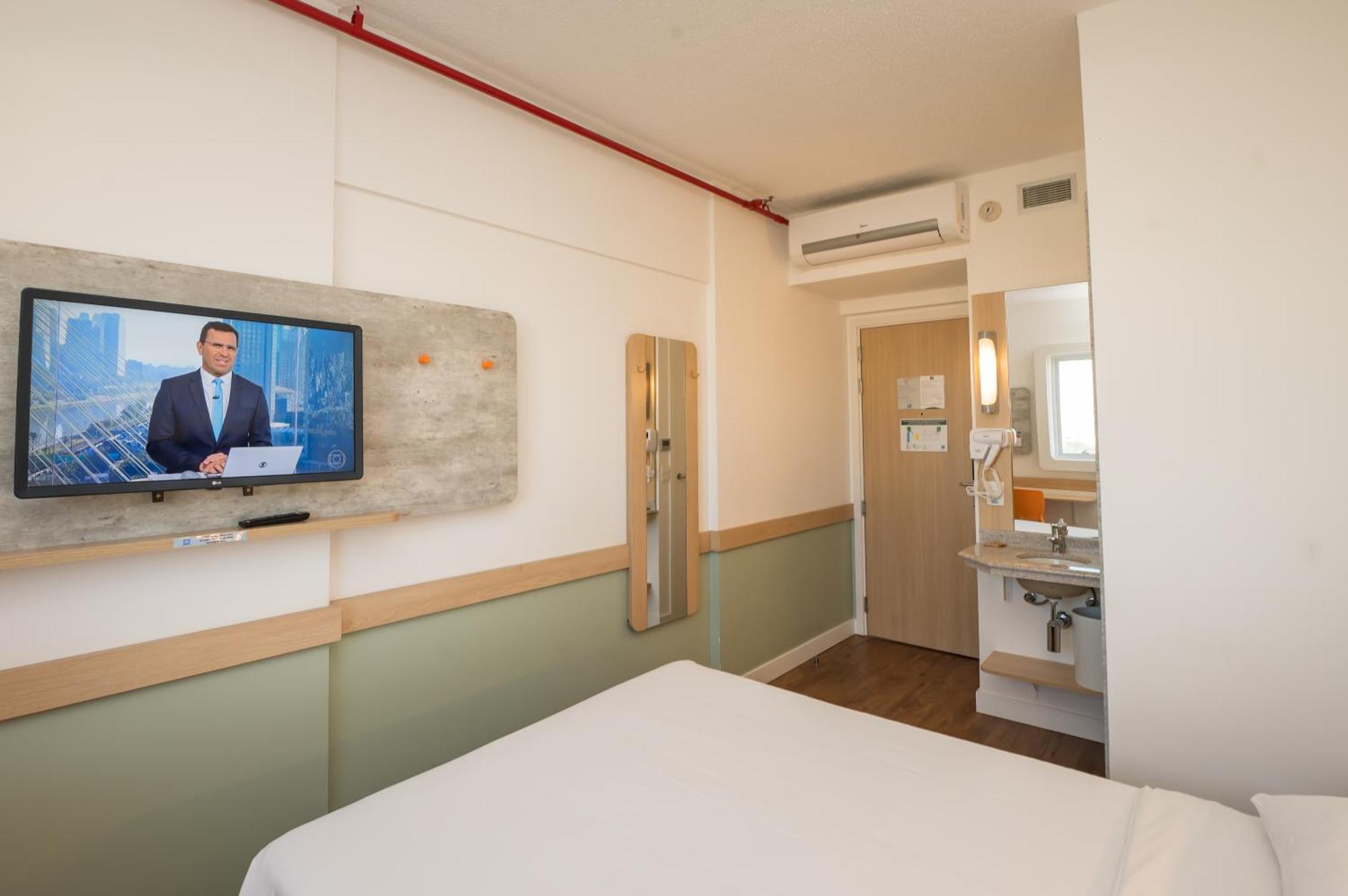 Ibis Budget Campinas Aquidaban Экстерьер фото